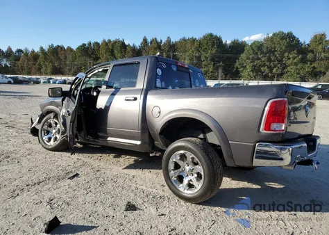 2018 Ram 1500 Laramie z USA, uszkodzony, nr VIN 1C6RR7NT2JS196576